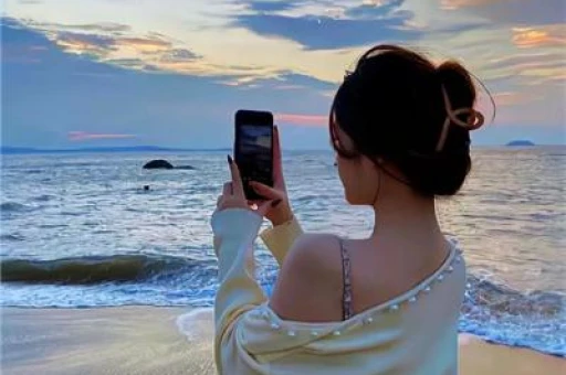 2天4瓜！婚内出轨、偷税漏税、被除名、抄袭个个荒唐又离谱