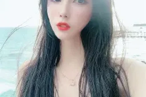 42岁白百何近况曝光！与陈羽凡离婚后嫁给张思麟如今被宠成公主